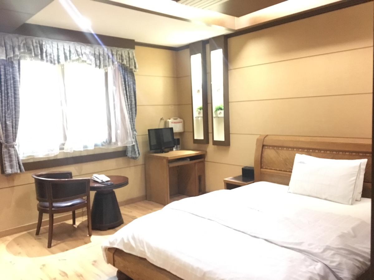 Nobless Hotel Kvangdzsu Kültér fotó